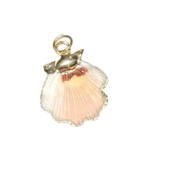 Gold Trimmed Pink Seashell Pendant Charm for Necklace or Bracelet Jewelry Making - Picture 3 of 5